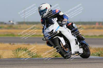 media/May-22-2023-Fastrack Riders (Mon) [[ae7626d9d8]]/Level 1/945am (Sweeper)/